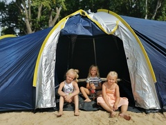 Niesamowity, leśny park zabaw Żłobka, Przedszkola i Zerówki Mały Europejczyk w Elblągu