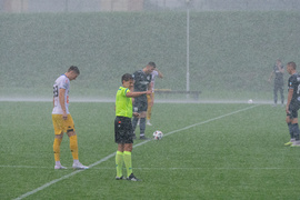 Mokra inauguracja IV ligi