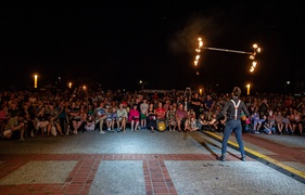 Koncert i ognisty spektakl