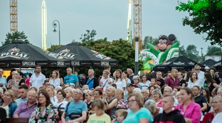 Koncert i ognisty spektakl