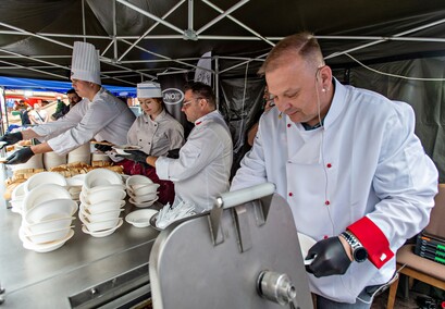 Bez chleba (i grochówki) to się nie najesz!