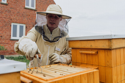 „Kosmos w zabytkowych drukach Biblioteki Elbląskiej”: wernisaż wystawy