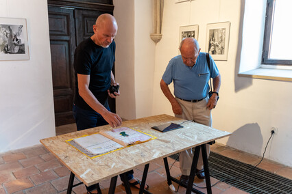 Międzynarodowo w galerii