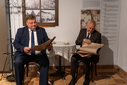 Elkamera przybliża historię Elbląga i miejskiego księgozbioru