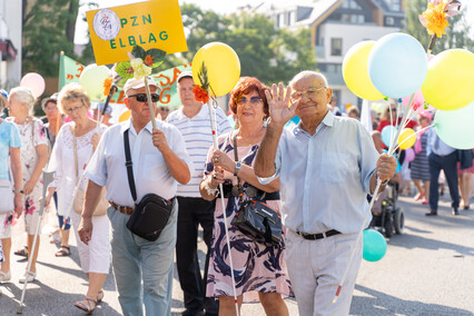 Seniorzy przemaszerowali przez miasto