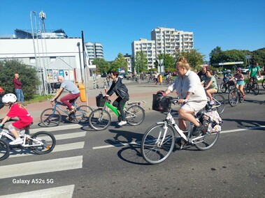 Rowerem przez miasto Rowerem przez miasto