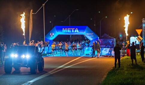 Nocne bieganie na Modrzewinie