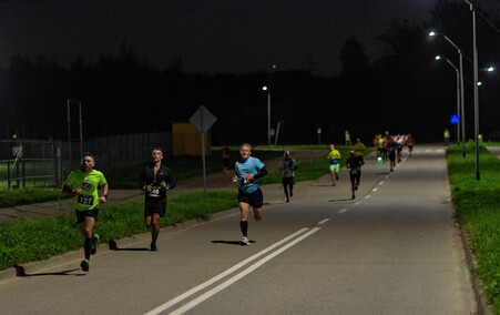 Nocne bieganie na Modrzewinie