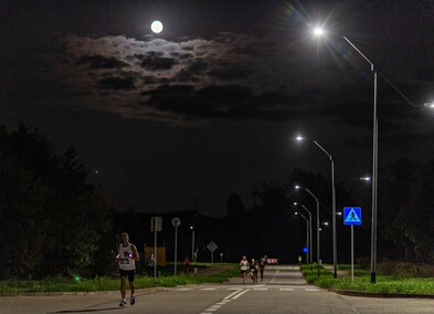 Nocne bieganie na Modrzewinie