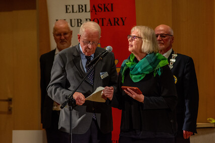 „Z chęci pomagania“