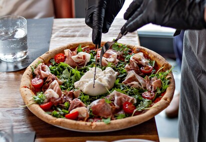 Legendarna włoska pizza nad elbląską rzeką