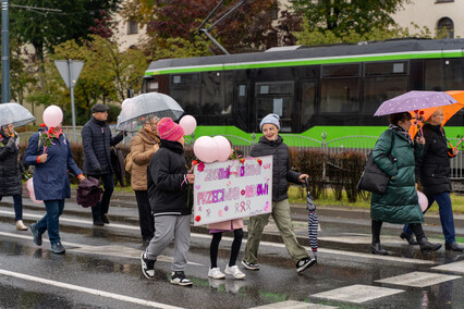 \"Manifestujmy radość, pamiętajmy o badaniach i profilaktyce!\"