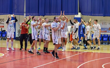 Silvant liderem Silvant liderem