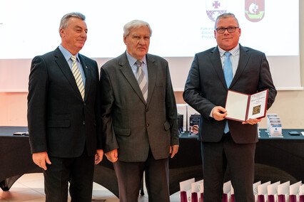 70 lat szkolnego sportu