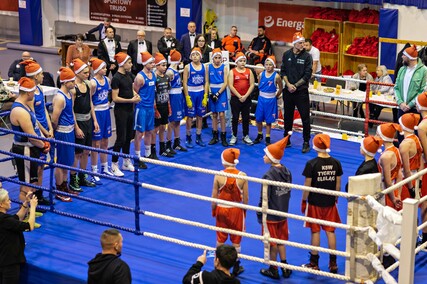 Mikołajkowe pięściarstwo