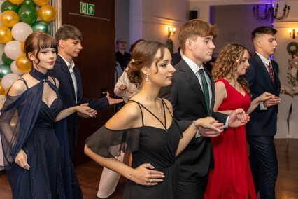 Studniówka Zespołu Szkół Pijarskich. \"To czas zabawy i refleksji\"