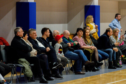 Trójeczka postawiła się Elbasketowi