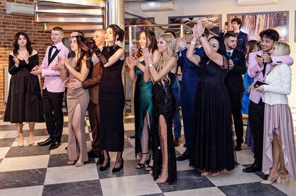 Taki bal jest jeden w życiu. Studniówka ZSTI