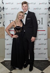 Taki bal jest jeden w życiu. Studniówka ZSTI