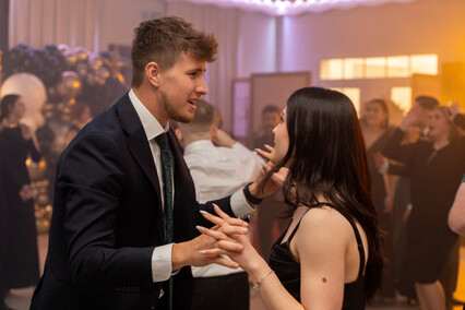 Zabawa I LO sto osiem dni przed maturą