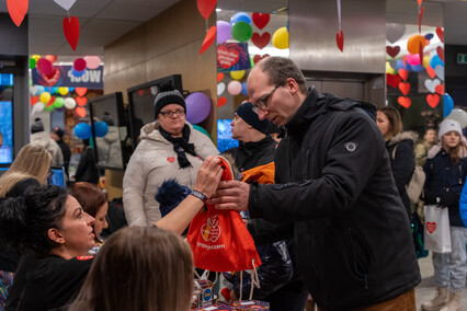 Światełko do nieba, a pieniądze do puszki