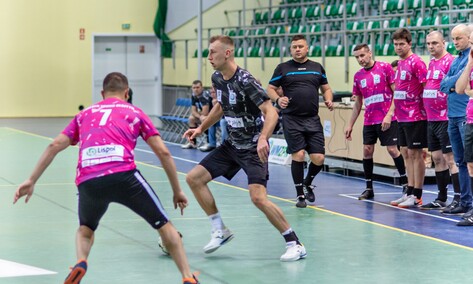 Łatwiej jest grać czy sędziować?