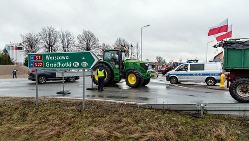Protest rolników w Elblągu. \"Sprowadzanie towarów z Ukrainy nas rujnuje\"