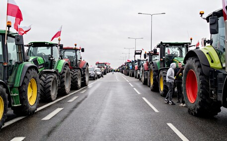 Protest rolników w Elblągu. \"Sprowadzanie towarów z Ukrainy nas rujnuje\"