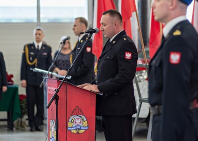 Komendant żegna się ze strażacką służbą