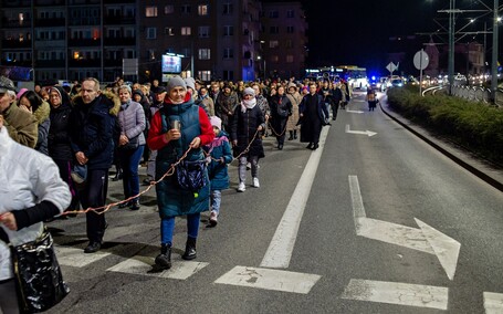 Wierni przeszli przez Elbląg w Drodze Krzyżowej
