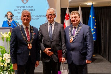 Przyszedł rozstań czas...