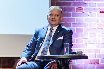 Były wiceminister, były wiceprezydent i emocje na prezydenckiej debacie portElu