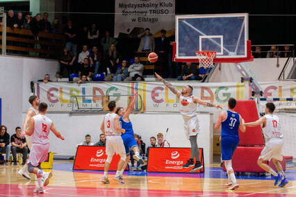 Krok w kierunku II ligi