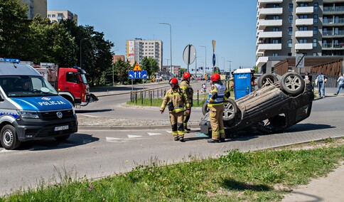 Awaria przyczyną dachowania