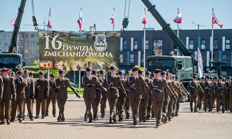 Jeszcze nie oficerowie, ale już nie szeregowi