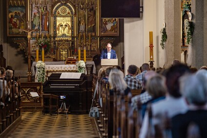 Organy z fisharmonią w parze