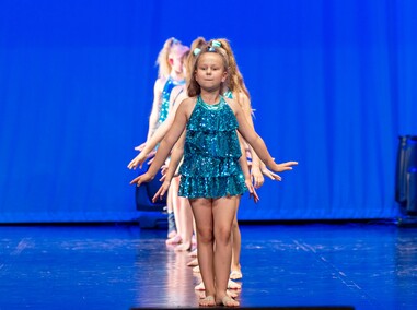 Gala szkoły Broadway: Taniec połączył pokolenia