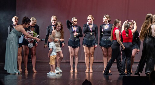 Gala szkoły Broadway: Taniec połączył pokolenia