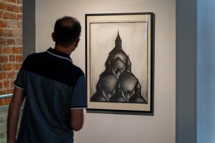 Formy i neony w Galerii EL