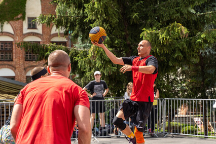 Armwrestling, streetball i amerykański styl