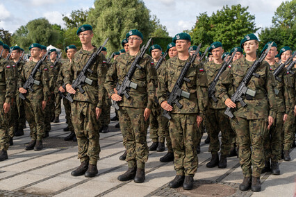 „Od dziecka marzył, by być w wojsku”. Przysięgali na bulwarze