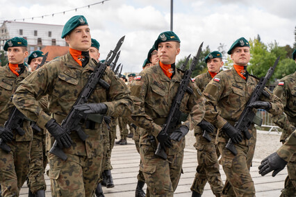 „Od dziecka marzył, by być w wojsku”. Przysięgali na bulwarze