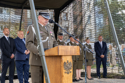 „Od dziecka marzył, by być w wojsku”. Przysięgali na bulwarze