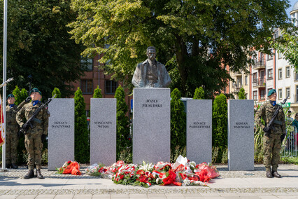 „Krwawy marsz zatrzymany pod Warszawą“