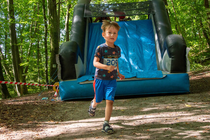 „Mama, dawaj“. Zobacz zdjęcia z Jump&Run w Bażantarni