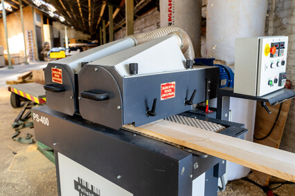 Nadaj wnętrzom niepowtarzalny klimat. Szczotkowane drewno od Deski.Info