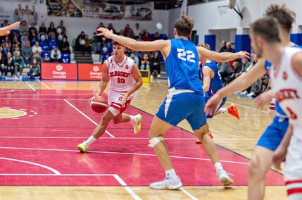 Elbasket uczy się ligi