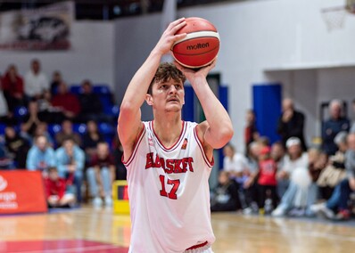 Elbasket uczy się ligi