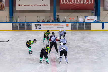 Elbląski debiut gdańskich hokeistów