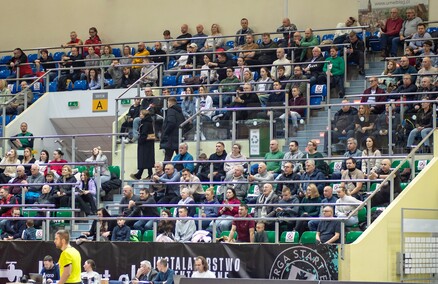 Świetna końcówka i trzy punkty Startu